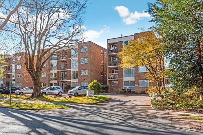 1 Bedroom Flat To Rent In Brackley Road, Beckenham, BR3