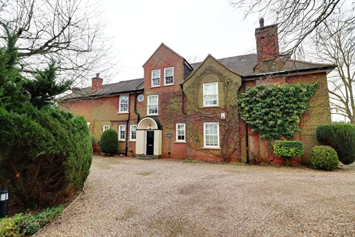 6 Bedroom Detached House For Sale In Broughton Cross Roads, Scawby, Lincolnshire, DN20