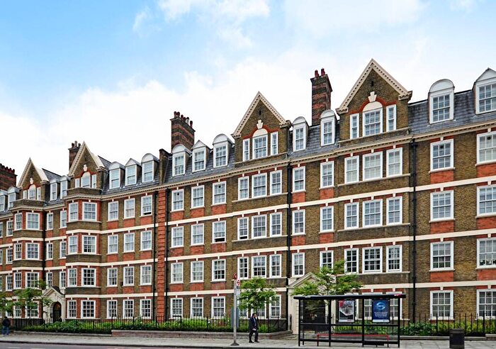 2 Bedroom Flat To Rent In Park Road, Regent's Park, London, NW1