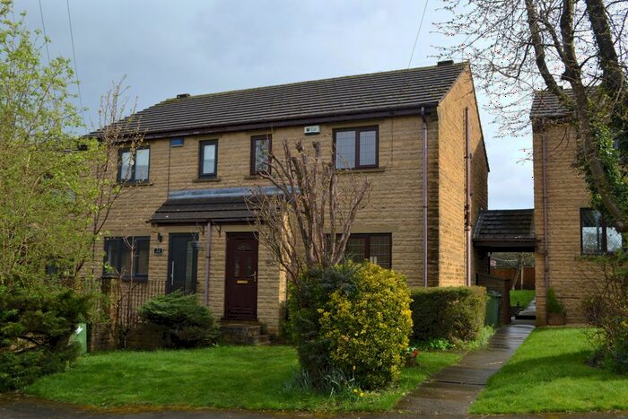 3 Bedroom Semi-Detached House To Rent In Grassmoor Fold, Honley, Holmfirth, HD9