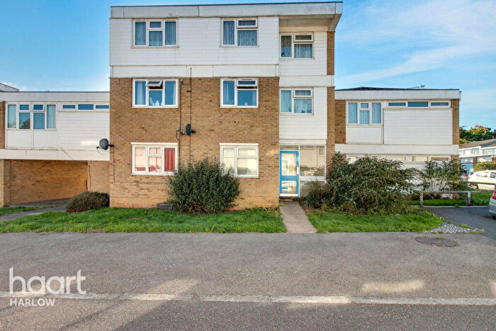2 Bedroom Flat For Sale In Five Acres, Harlow, CM18