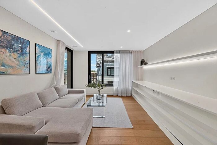 1 Bedroom Flat For Sale In Rathbone Place, London, W1T
