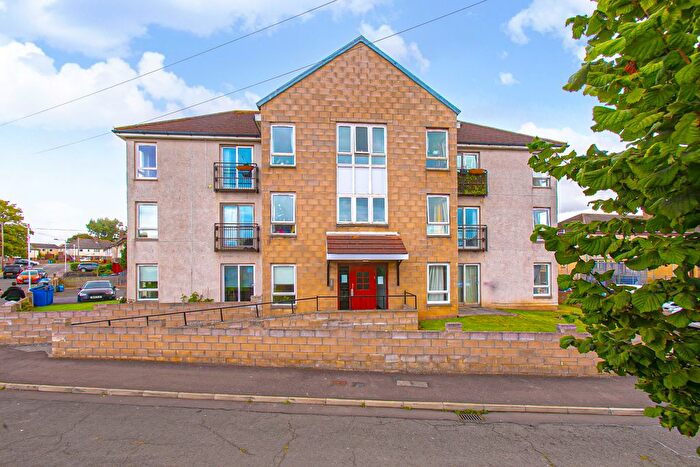 2 Bedroom Flat For Sale In Flat D, Mcgrigor House, Mcgrigor Road, Rosyth, KY11
