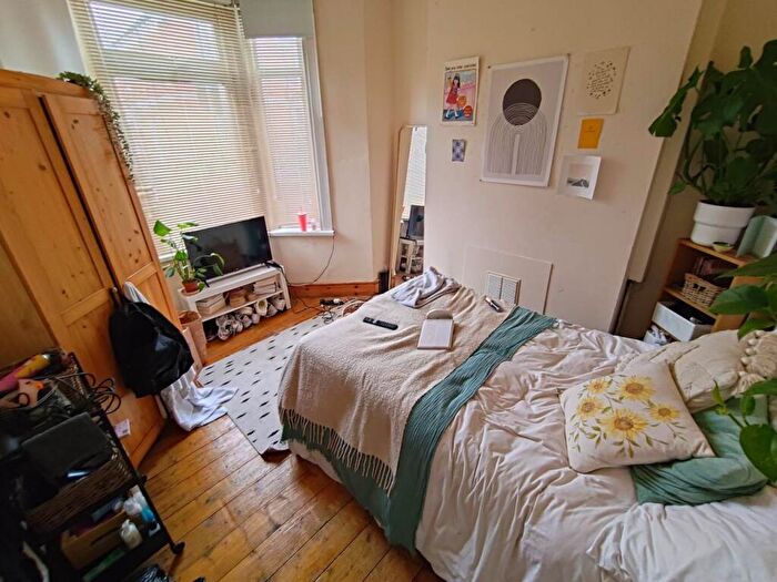 4 Bedroom House To Rent In Cwmdare Street, Cathays, Cardiff, CF24