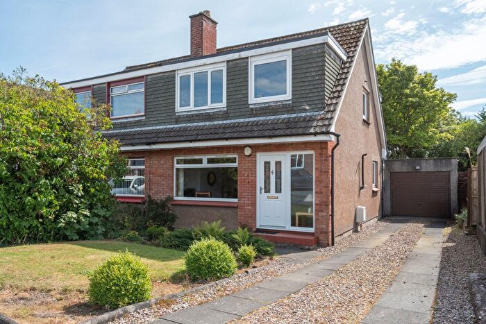 3 Bedroom Semi-Detached House For Sale In Ranfurly Gardens, Kirkcaldy, KY2