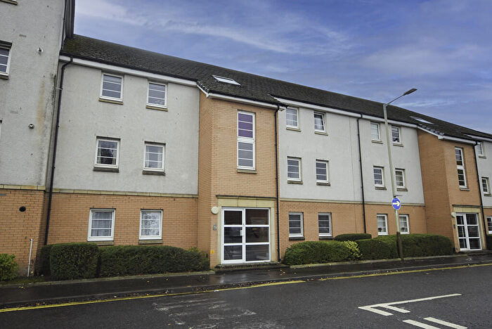 2 Bedroom Apartment For Sale In Florence Place, Perth, PH1