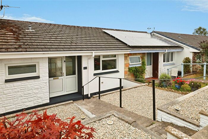 1 Bedroom Bungalow For Sale In Willow Grove, Bideford, Devon, EX39