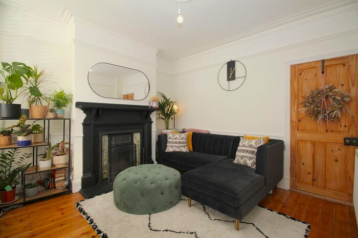 2 Bedroom Terraced House To Rent In Heathcoat Street, Loughborough, LE11