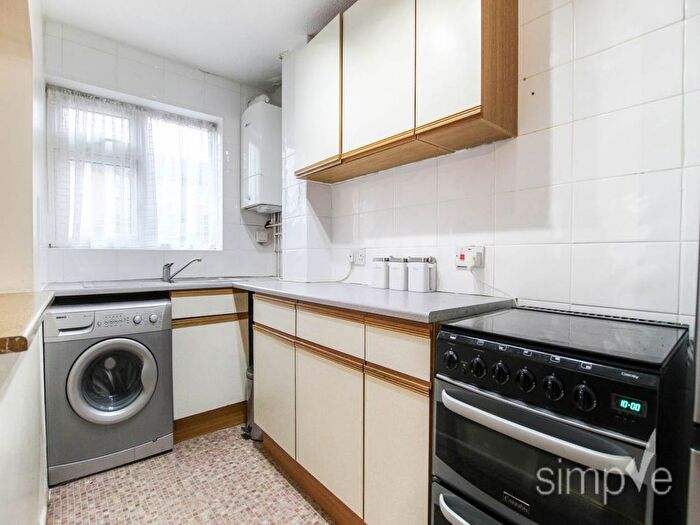 1 Bedroom Property To Rent In Hogarth Crescent, Colliers Wood, London, SW19