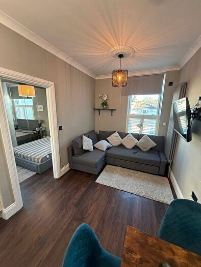 1 Bedroom Flat To Rent In Ditchling Road, Brighton, BN1