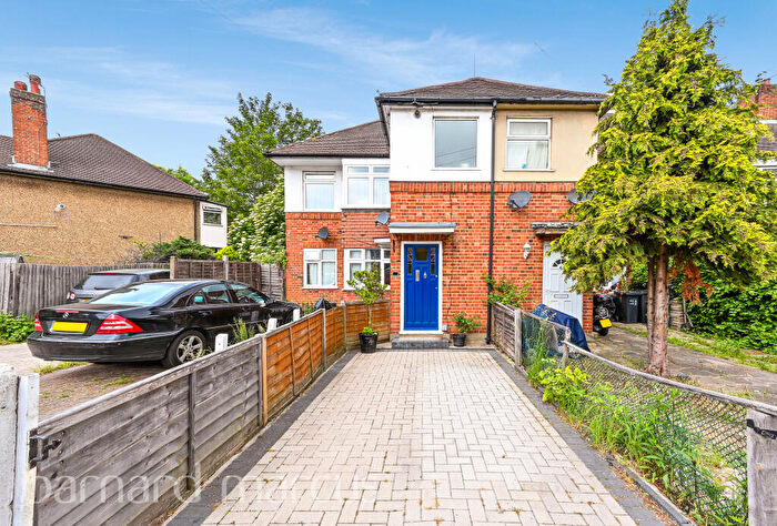 2 Bedroom Maisonette To Rent In Barnard Gardens, New Malden, KT3