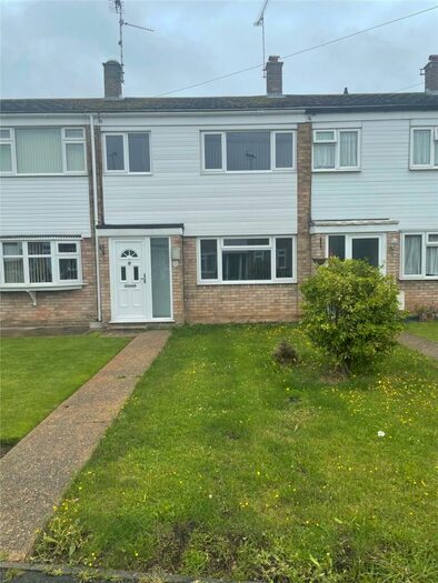 3 Bedroom Terraced House To Rent In Conway Avenue, Great Wakering, Southend-on-Sea, Essex, SS3