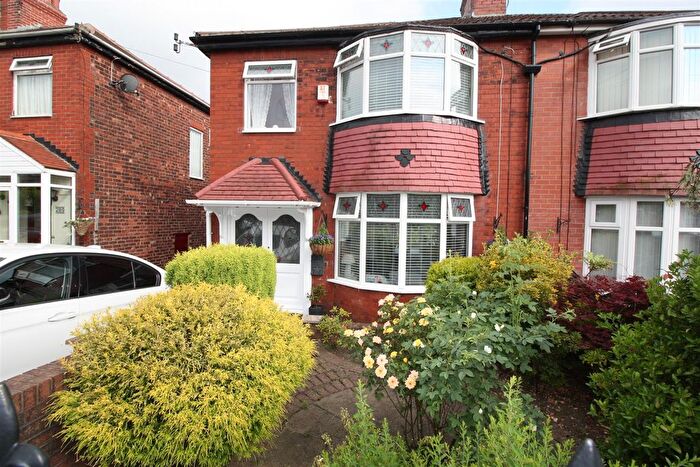 3 Bedroom Semi-Detached House To Rent In Lord Lane, Failsworth, Manchester, M35