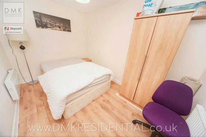 1 Bedroom Flat To Rent In Tillery Street, Abertillery, NP13