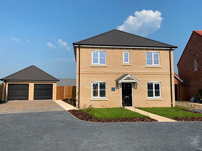 4 Bedroom Detached House For Sale In Wren Gardens, Wrentham, Beccles, NR34