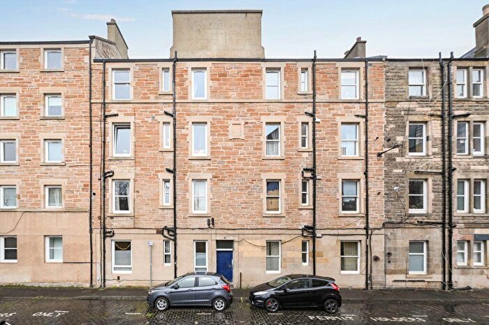 1 Bedroom Flat For Sale In / Cadiz Street, Leith, Edinburgh, EH6