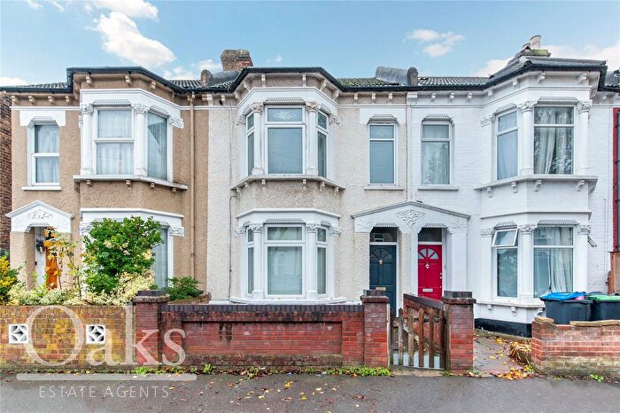 3 Bedroom Terraced House For Sale In Holmewood Road, South Norwood, SE25