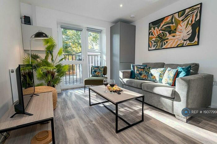 1 Bedroom Flat To Rent In Florence Road, Bournemouth, BH5