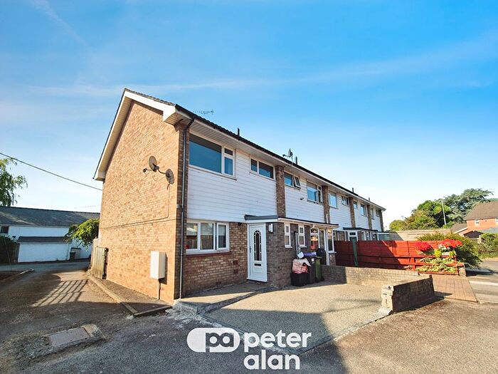 3 Bedroom Property To Rent In Stokes Drive, Ponthir, Newport, NP18