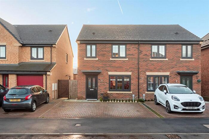3 Bedroom Semi-Detached House For Sale In Dataller Drive, Hazlerigg, Newcastle Upon Tyne, NE13