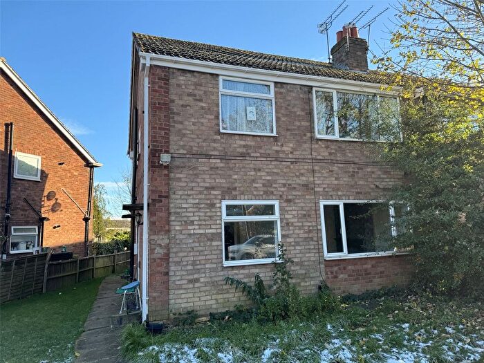 2 Bedroom Maisonette To Rent In Tudor Road, Nuneaton, Warwickshire, CV10
