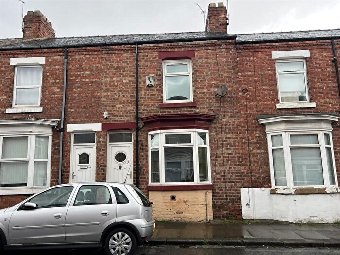 2 Bedroom Terraced House For Sale In Bartlett Street, Darlington, DL3