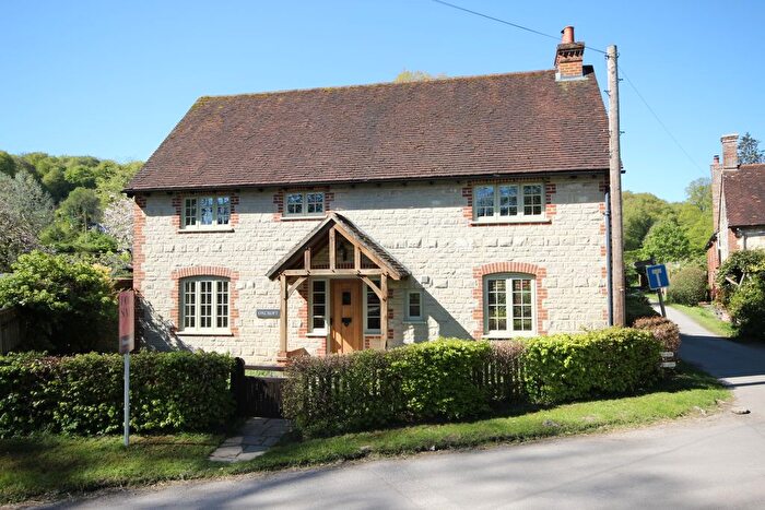 4 Bedroom Detached House For Sale In Gracious Street, Selborne, GU34