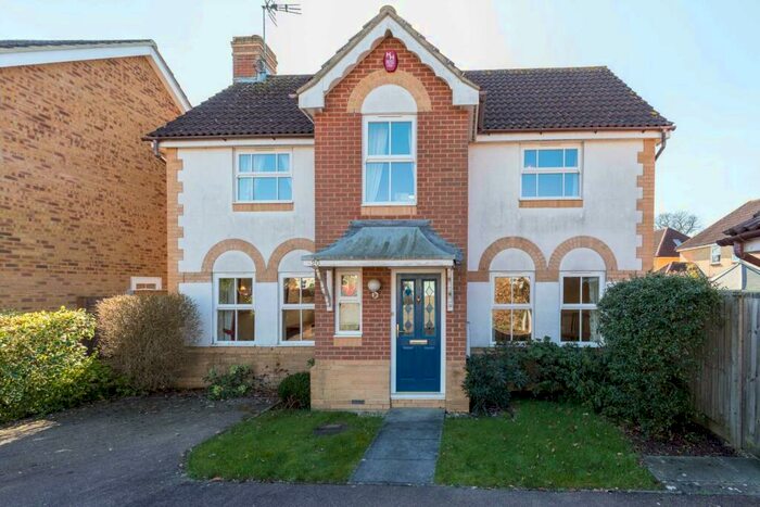 4 Bedroom Detached House To Rent In Nutham Lane, Horsham, RH13