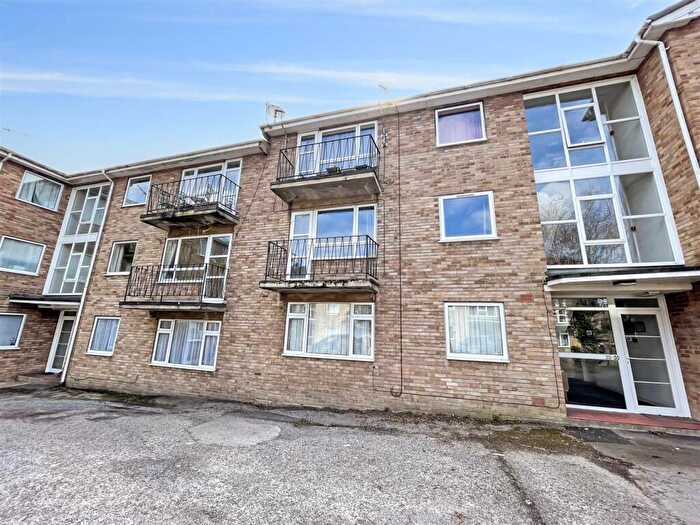 2 Bedroom Apartment For Sale In Salisbury - Cleveland Flats, SP1