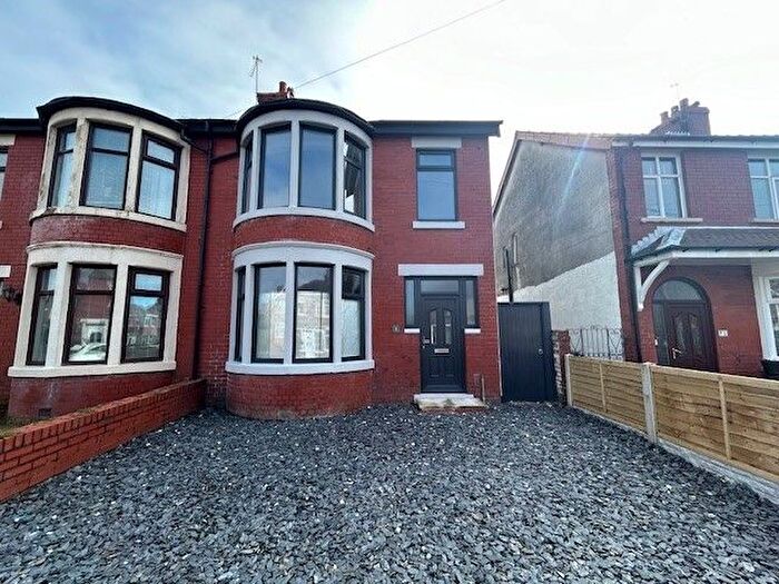 3 Bedroom Property To Rent In Harris Avenue, Blackpool, FY1