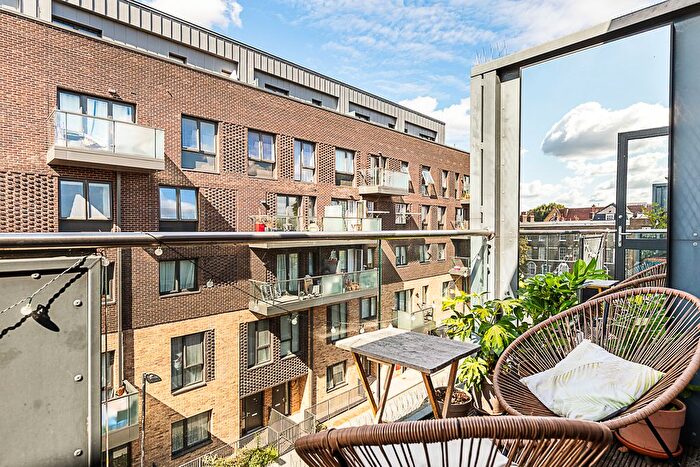 1 Bedroom Flat To Rent In Flat, Penny Black Court, Carlton Grove, London, SE15
