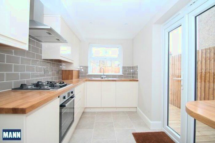 3 Bedroom Property To Rent In Howard Road, Dartford, DA1