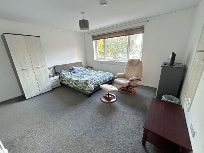 1 Bedroom House Of Multiple Occupation To Rent In Uist Walk, Corby, NN17