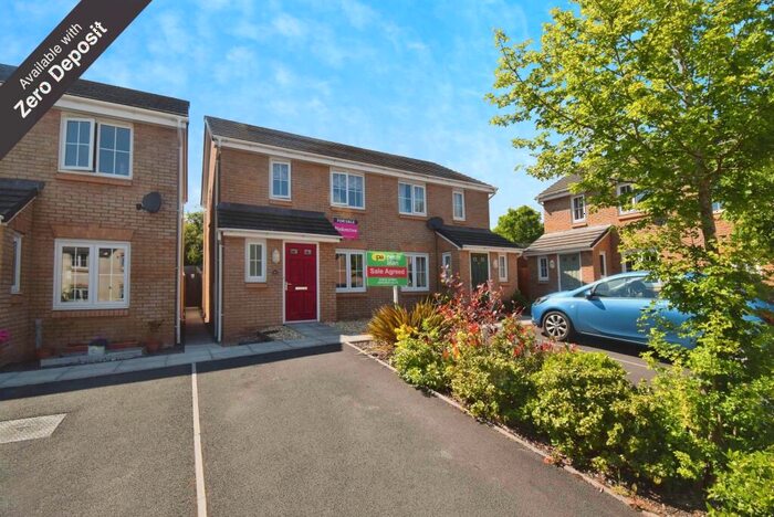 2 Bedroom House To Rent In Heol Senni, Bettws, Newport, NP20