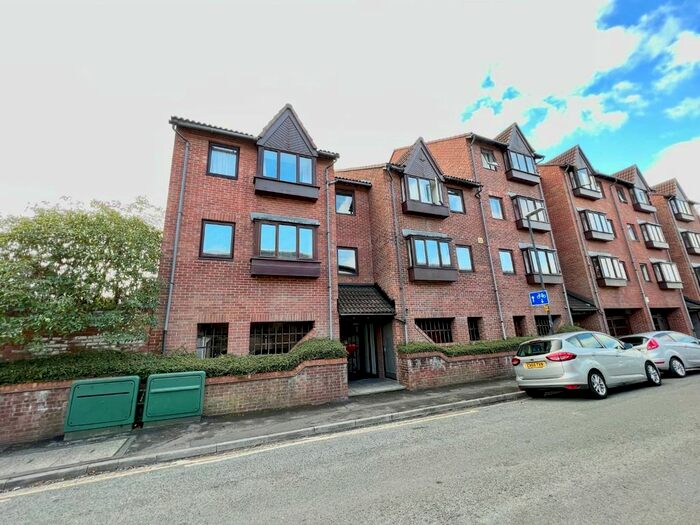 Studio To Rent In Victoria Avenue, Redfield, Bristol, BS5