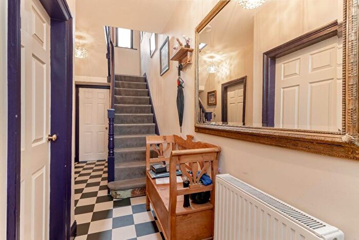 3 Bedroom House For Sale In Cheltenham Mount, Harrogate, HG1