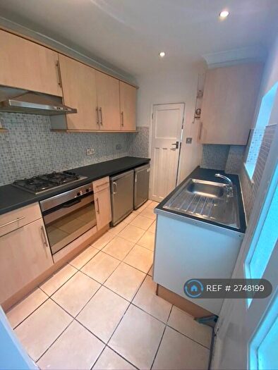 1 Bedroom Flat To Rent In Liverpool Road, Reading, RG1