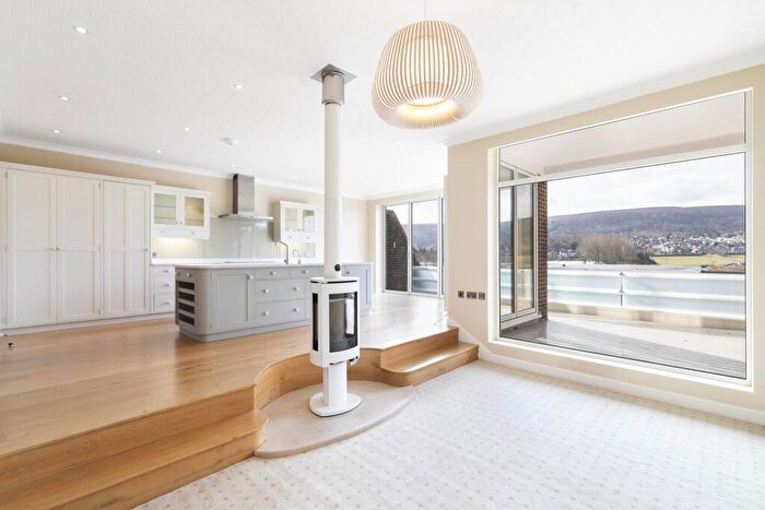 3 Bedroom House To Rent In Goodwood, Ilkley, West Yorkshire, Uk, LS29