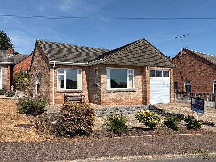 2 Bedroom Detached Bungalow For Sale In Parkside Drive, Exmouth, EX8