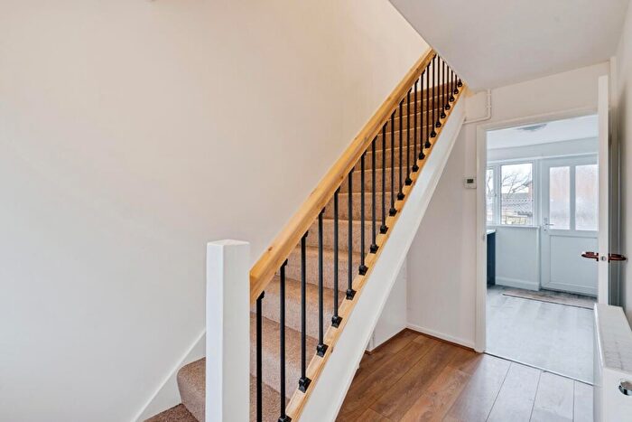 2 Bedroom House To Rent In Sixth Avenue, BL3