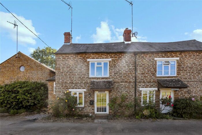 3 Bedroom Semi-Detached House For Sale In Silver Street North, Chacombe, Banbury, Northamptonshire, OX17
