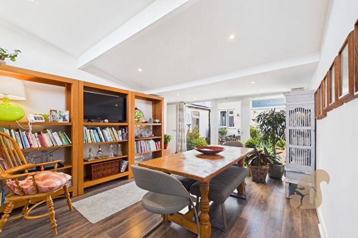 2 Bedroom Bungalow For Sale In Garrods, Capel St. Mary, IP9