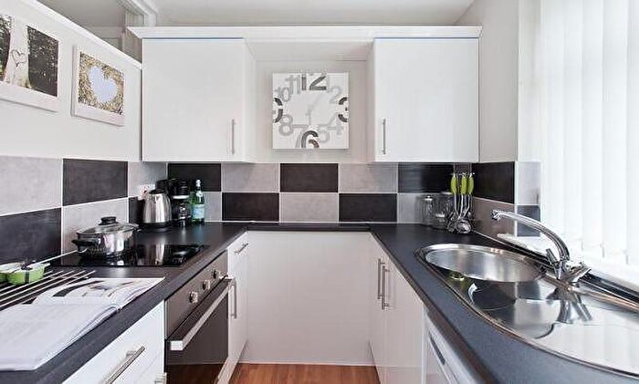 1 Bedroom Apartment To Rent In Douglas Court, Hartsbourne Road, Earley, Berkshire, RG6