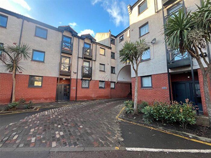 1 Bedroom Flat To Rent In New Bells Court, Edinburgh, City Of Edinburgh, EH6