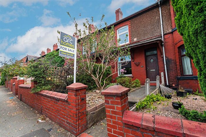3 Bedroom Terraced House For Sale In Lovers Lane, Atherton, Manchester, M46