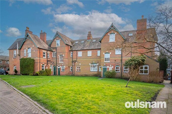 1 Bedroom Apartment For Sale In Naden Green, - Middleton Hall Road, Kings Norton, Birmingham, B30