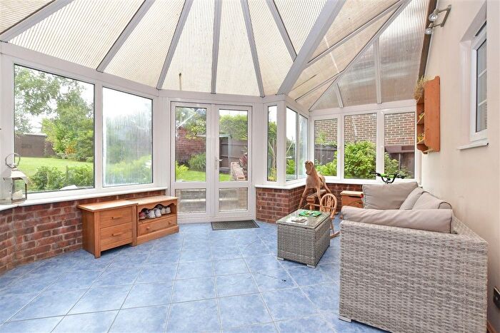 3 Bedroom Semi Detached House For Sale In Beachy Path, Tenterden, Kent, TN30