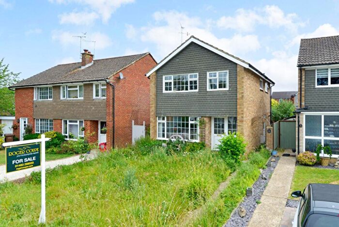 3 Bedroom Detached House For Sale In Cranleigh Mead, Cranleigh, GU6