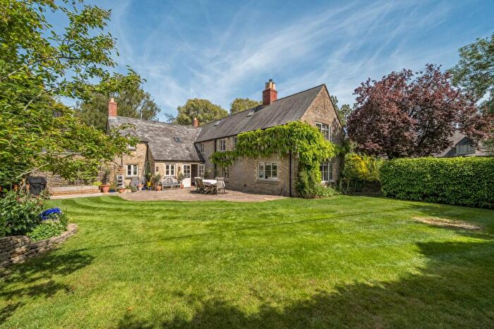 5 Bedroom Detached House For Sale In Cerney Wick, Cirencester, Gloucestershire, GL7