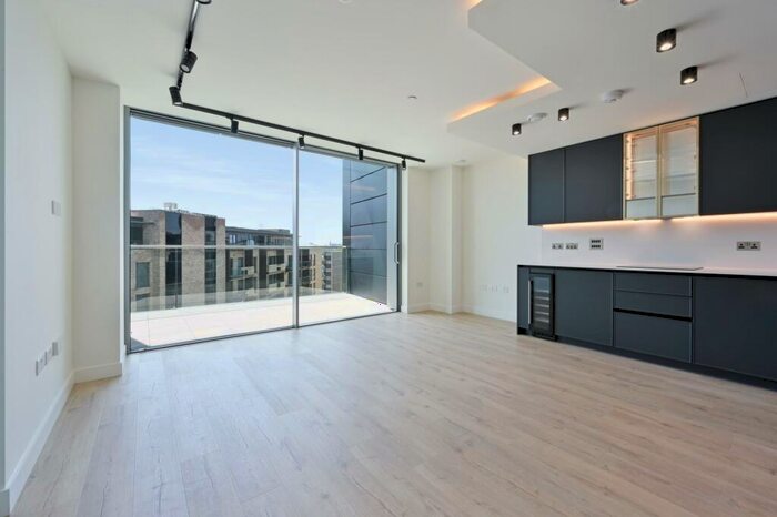 1 Bedroom Apartment To Rent In Valencia Tower, City Road, EC1V